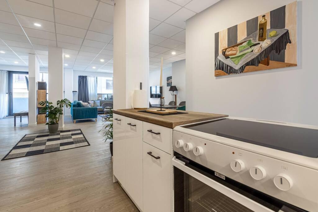 Maricool Minimal Spacious Downtown Loft Kandiye Dış mekan fotoğraf