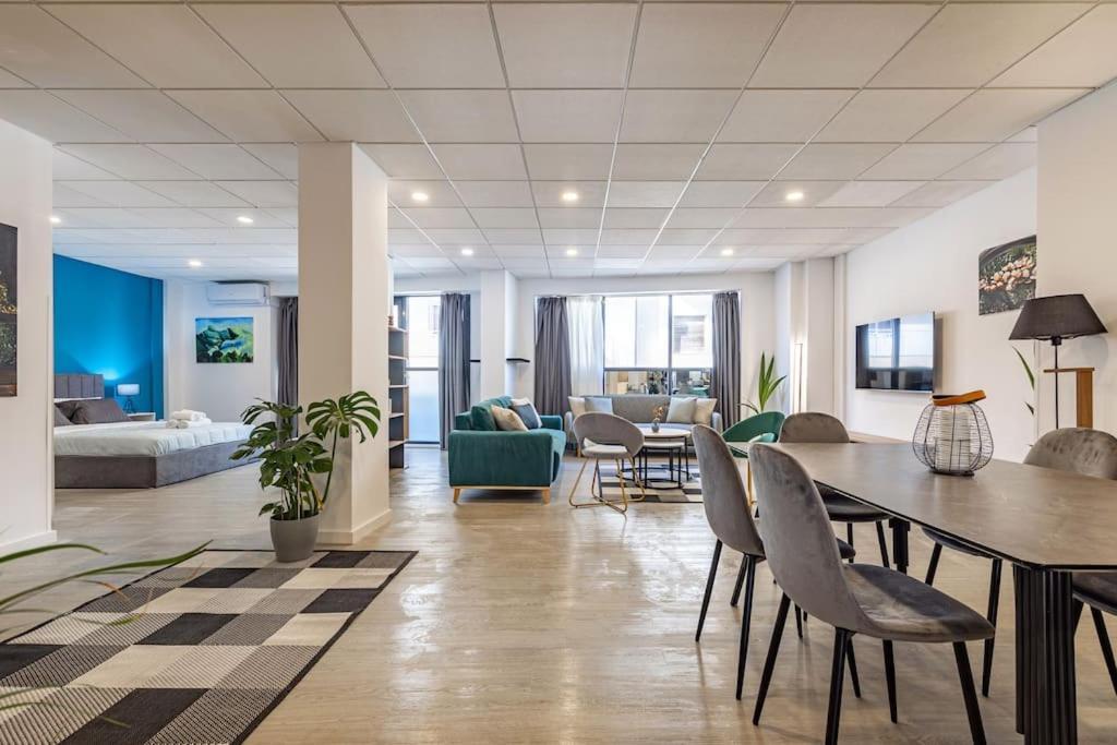 Maricool Minimal Spacious Downtown Loft Kandiye Dış mekan fotoğraf
